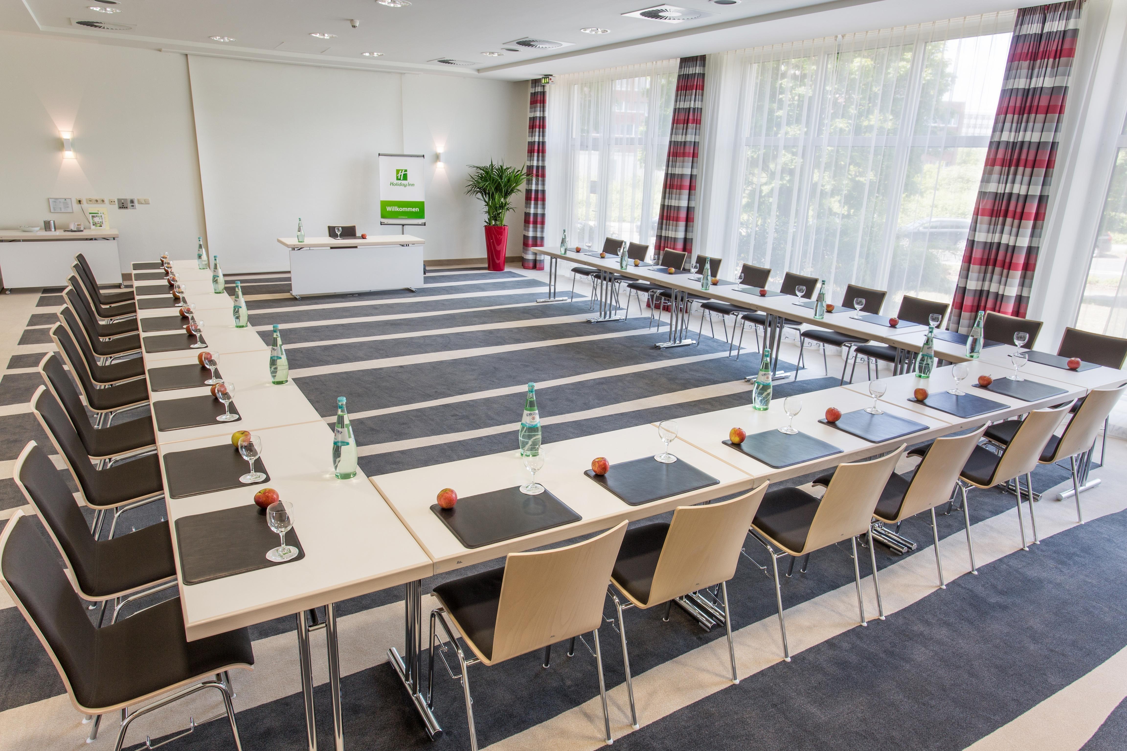 Holiday Inn Duesseldorf-Neuss By Ihg Bagian luar foto