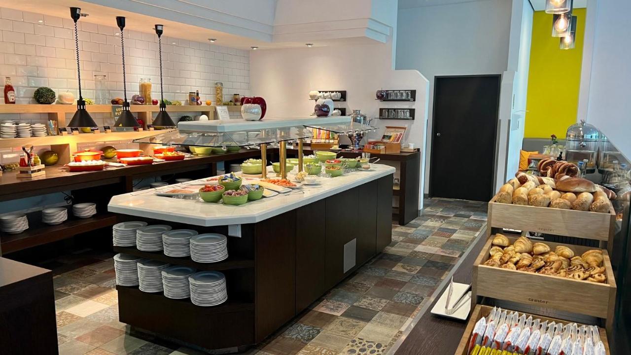 Holiday Inn Duesseldorf-Neuss By Ihg Bagian luar foto