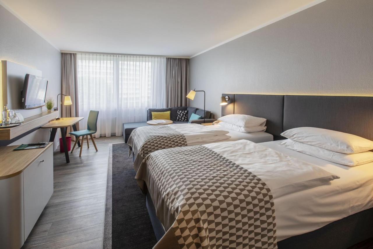 Holiday Inn Duesseldorf-Neuss By Ihg Bagian luar foto
