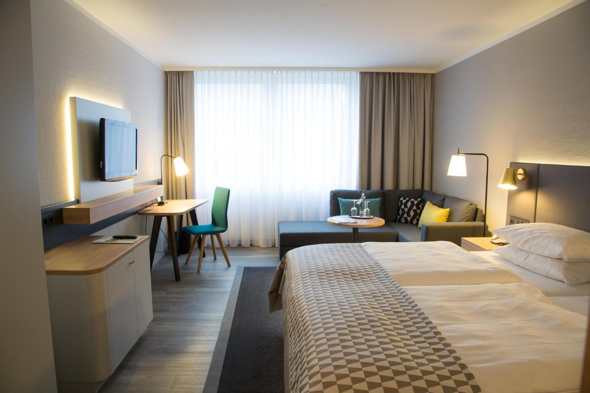 Holiday Inn Duesseldorf-Neuss By Ihg Bagian luar foto