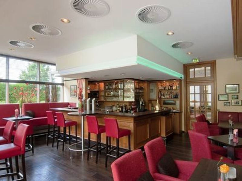 Holiday Inn Duesseldorf-Neuss By Ihg Bagian luar foto